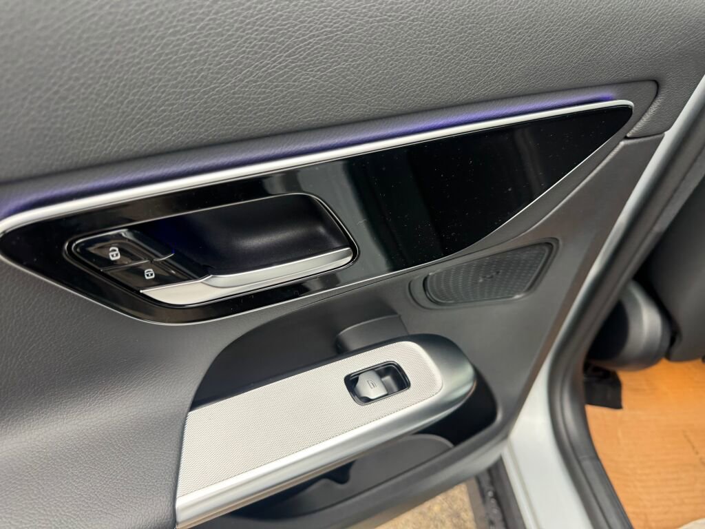 New 2026 Mercedes-Benz GLC 300 4MATIC image 15