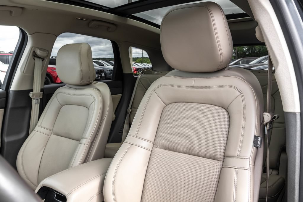 Used 2020 Lincoln Corsair Reserve w/ Equipment Group 201A AWD/4WD image 13