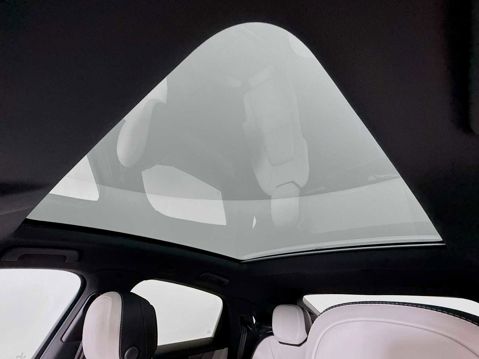 New 2026 Porsche Cayenne Coupe image 23