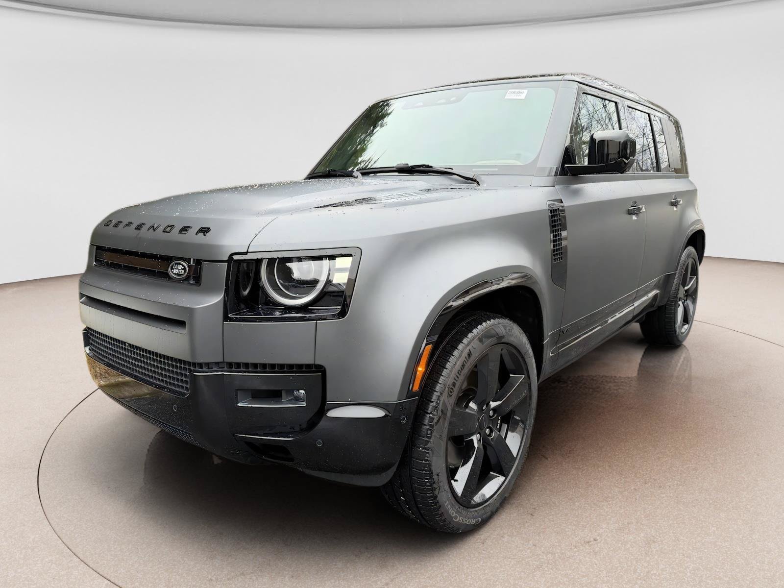 New 2026 Land Rover Defender 110 V8 AWD/4WD image 1