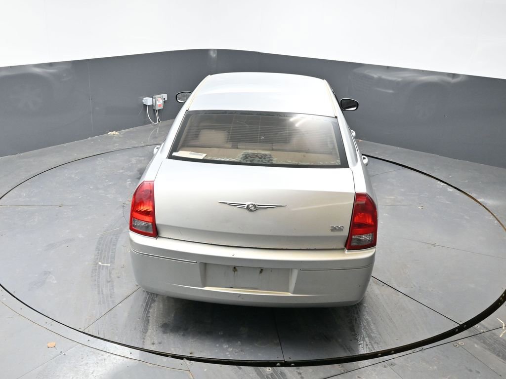 Used 2005 Chrysler 300 Touring w/ Sound Group image 20
