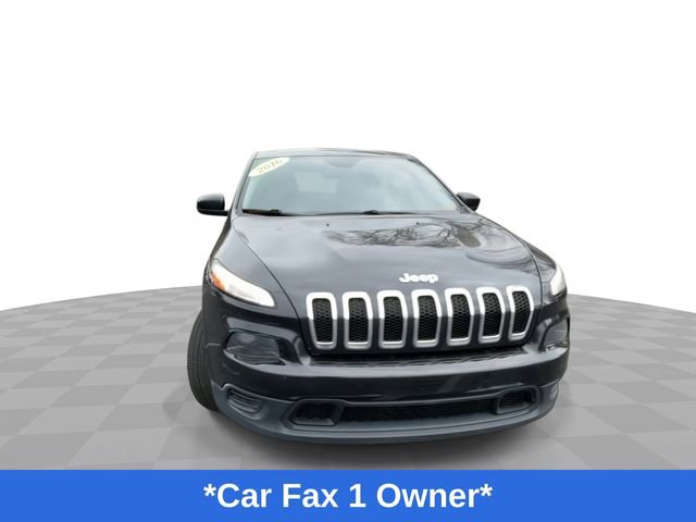Used 2016 Jeep Cherokee Sport w/ Cold Weather Group image 4