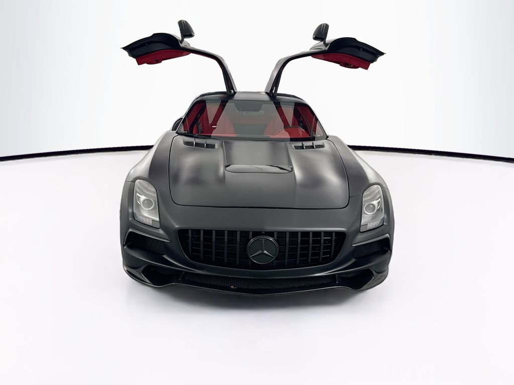 Used 2011 Mercedes-Benz SLS AMG Coupe image 39