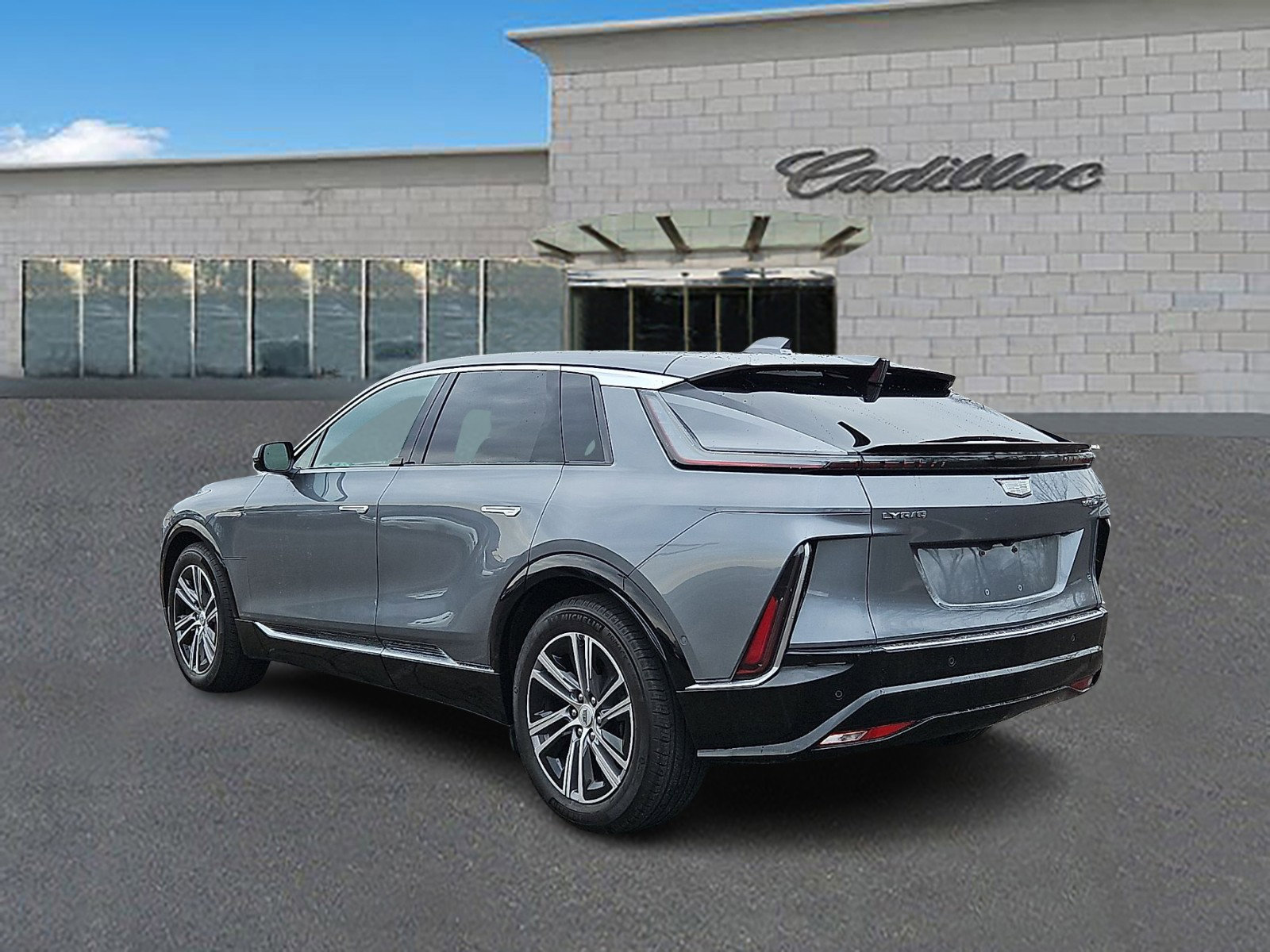 Certified 2023 Cadillac Lyriq Luxury image 6