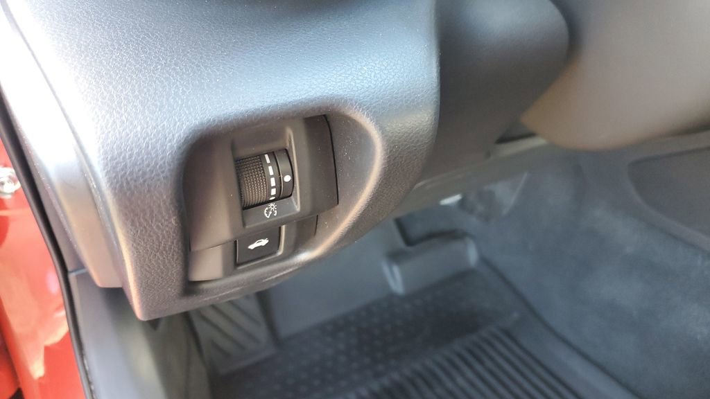 Used 2022 Toyota GR86 Premium w/ ALL Weather Mat Package (TMS) image 9