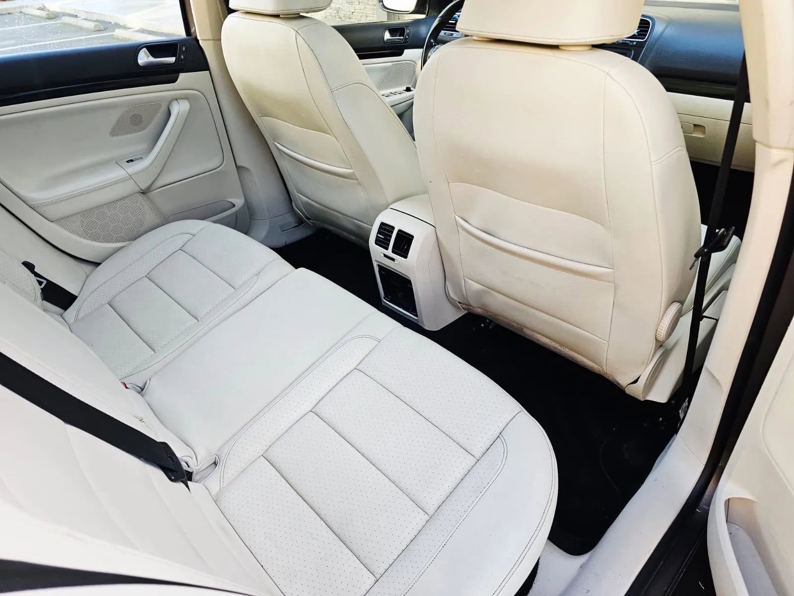 Used 2011 Volkswagen Jetta TDI image 12