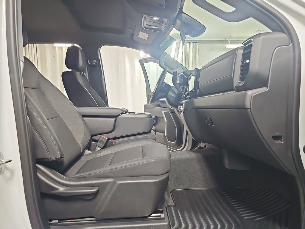 Certified 2025 GMC Sierra 1500 Elevation AWD/4WD image 13
