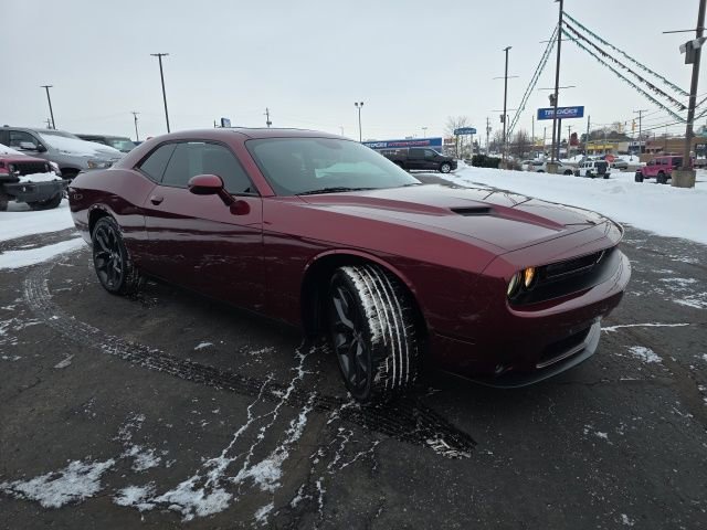 Used 2020 Dodge Challenger SXT w/ Blacktop Package RWD image 8