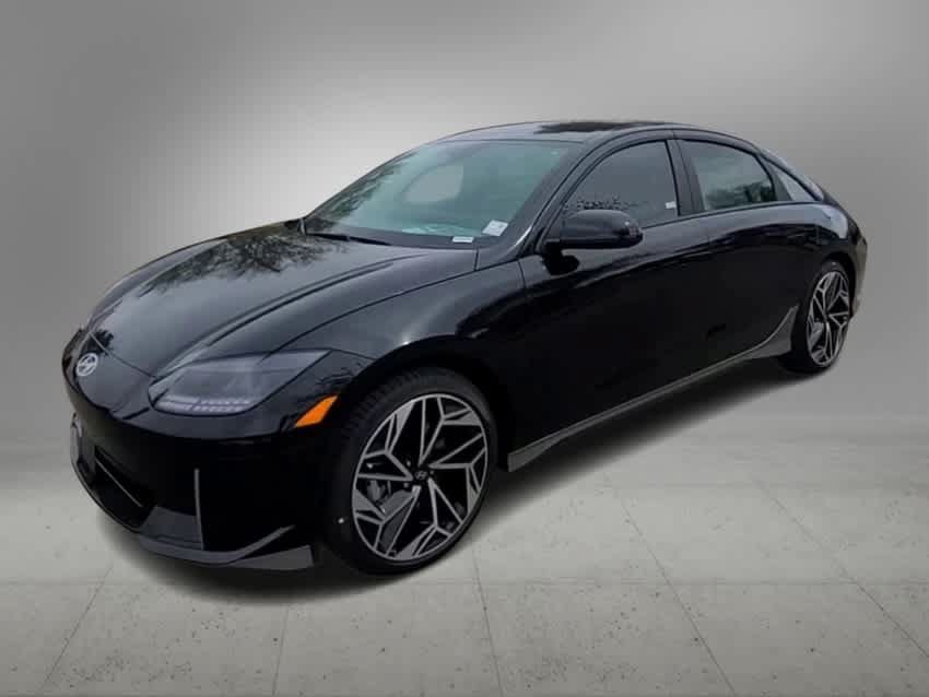 Used 2023 Hyundai Ioniq 6 Limited RWD image 4