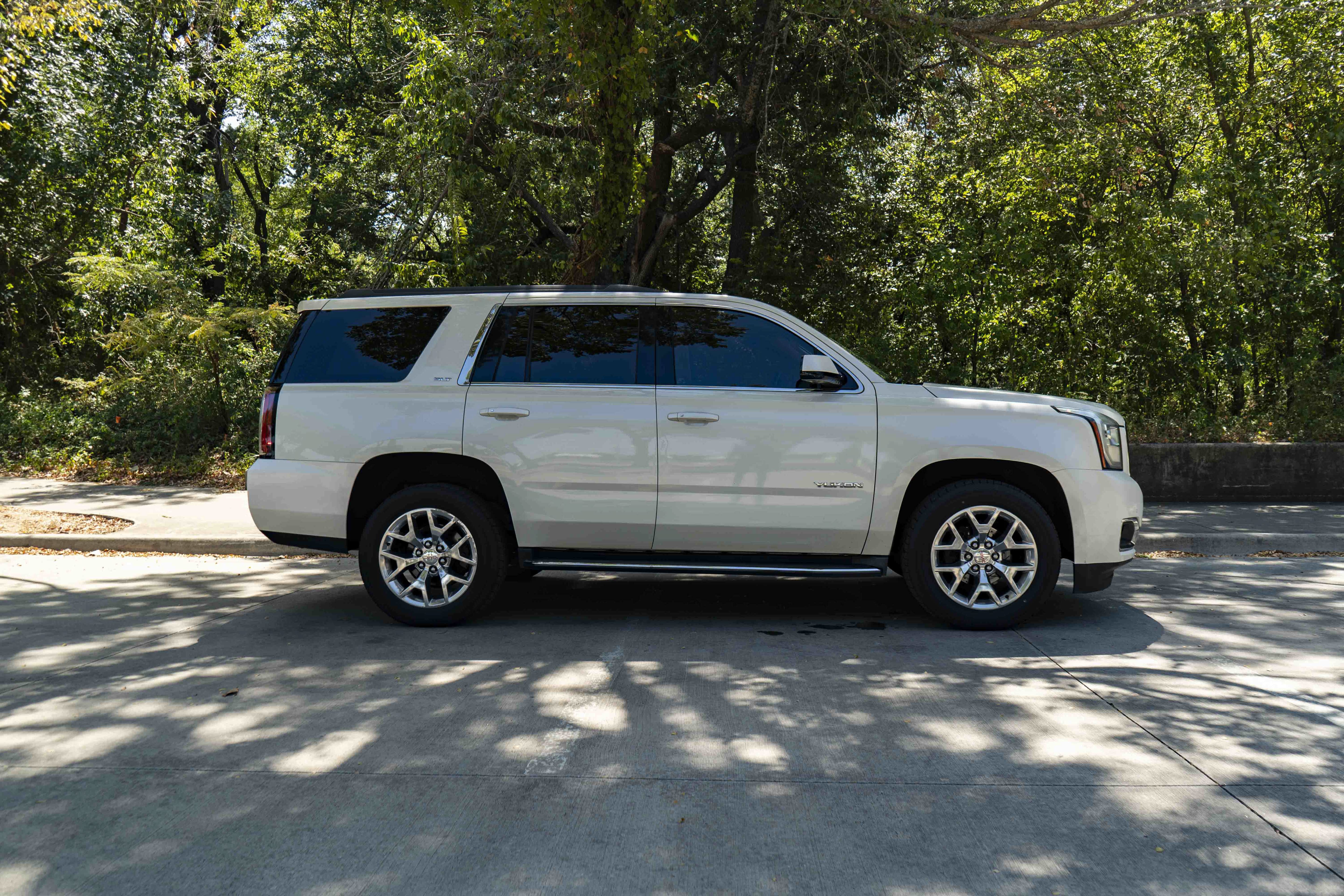Used 2015 GMC Yukon SLT w/ Open Road Package RWD image 10