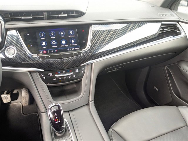 Used 2025 Cadillac XT6 Premium Luxury image 22