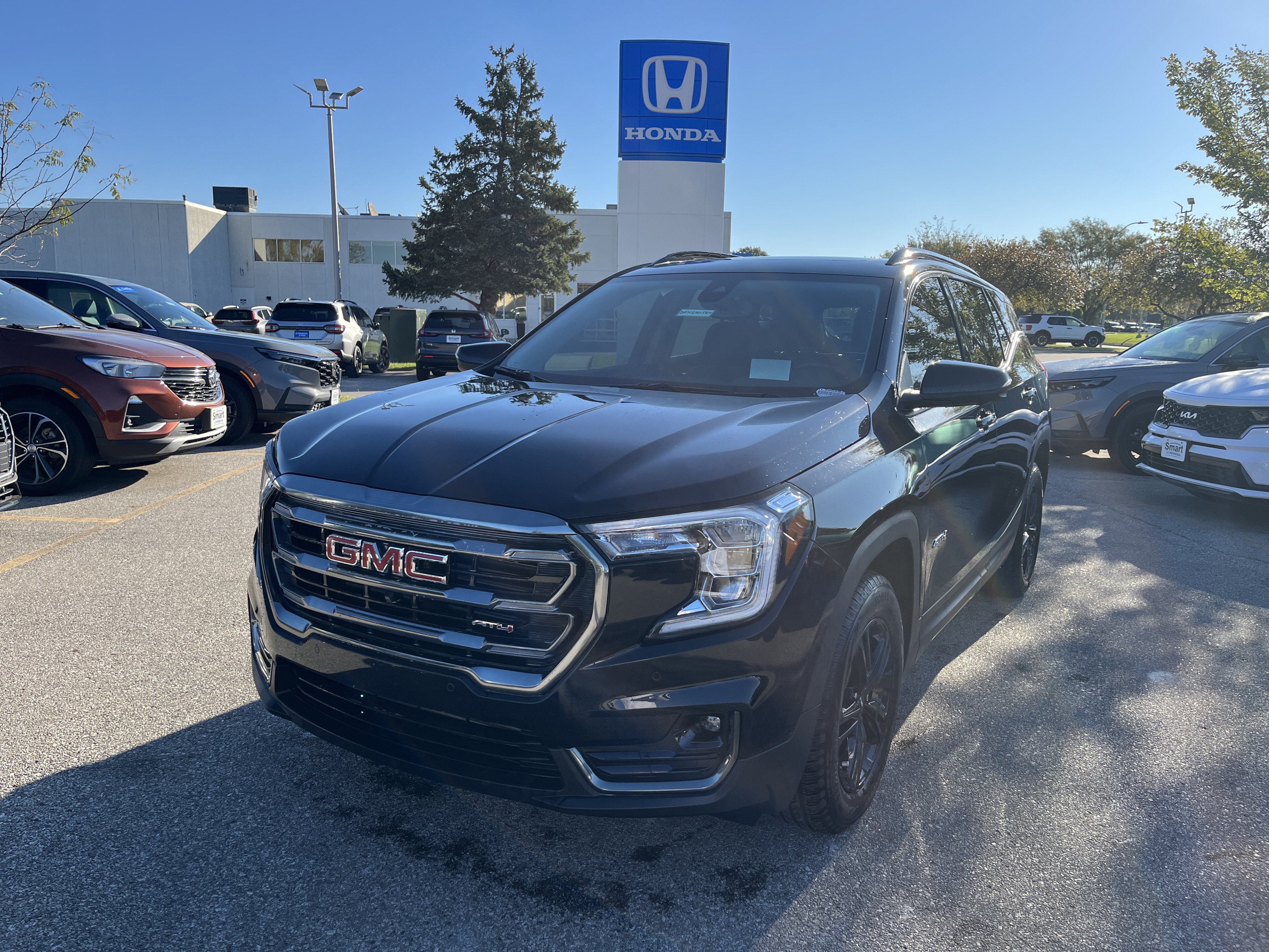 Used 2024 GMC Terrain AT4 w/ Infotainment Package II AWD/4WD image 1