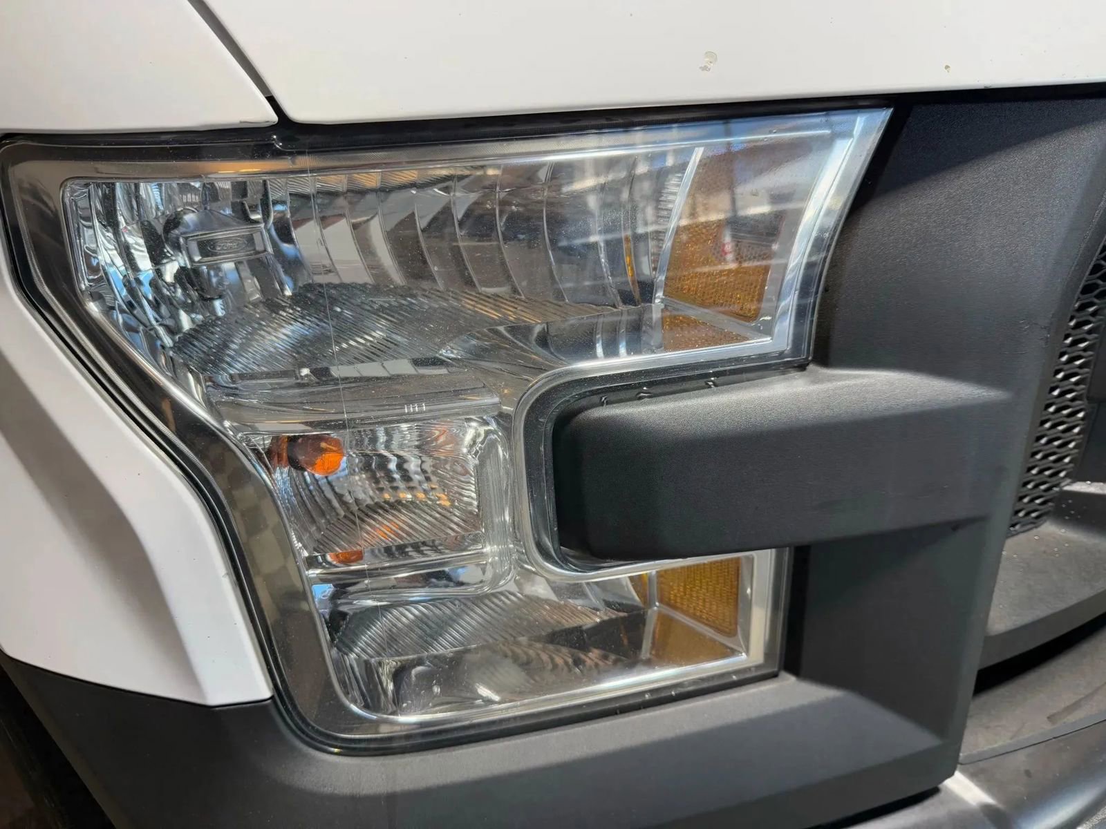 Used 2017 Ford F150 XL w/ Trailer Tow Package image 4