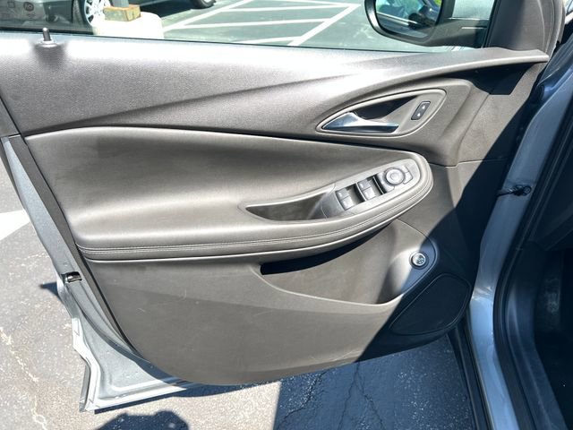 Certified 2024 Buick Encore GX Preferred w/ Comfort Package AWD/4WD image 13