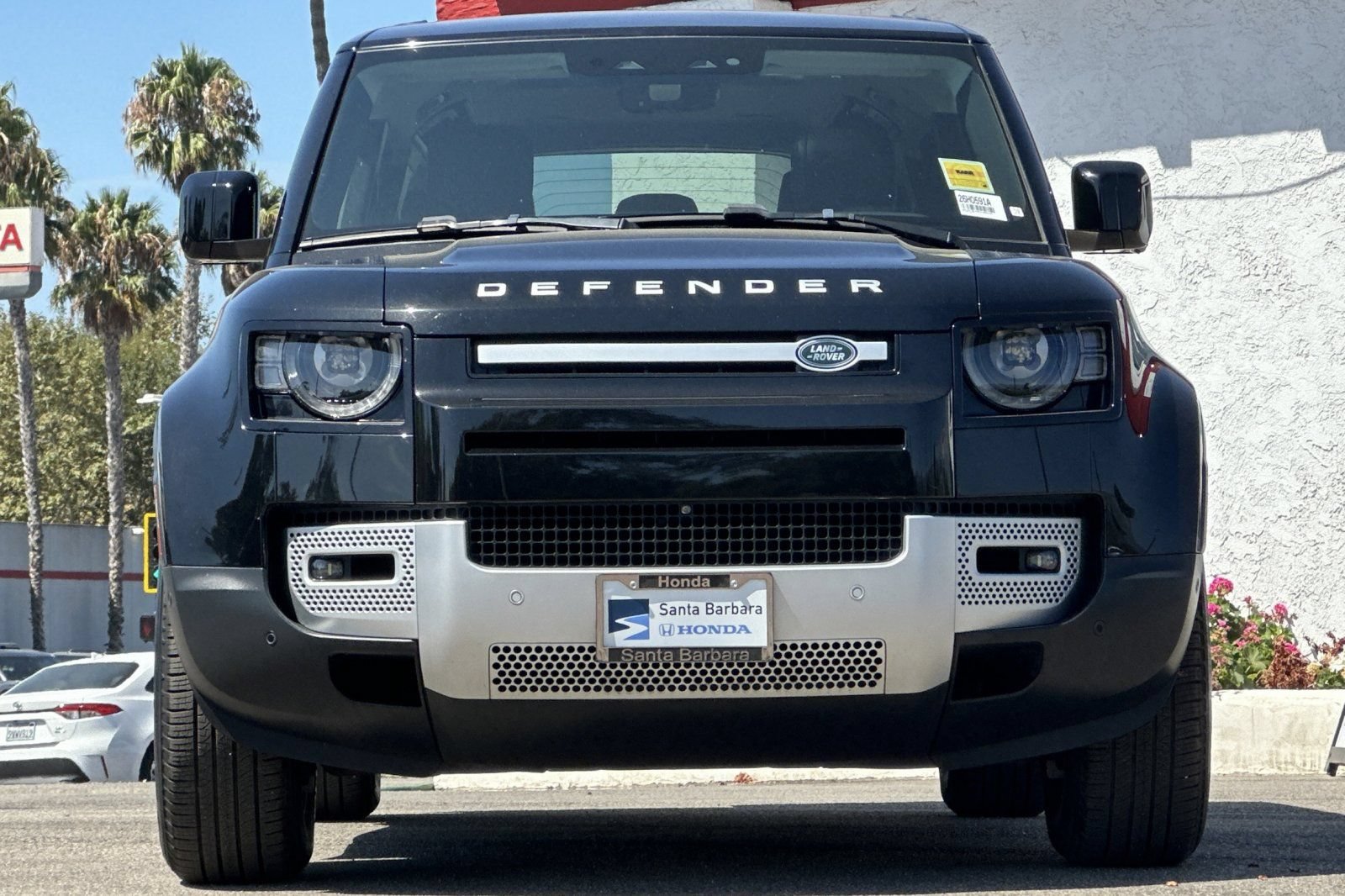 Used 2023 Land Rover Defender 110 SE AWD/4WD image 9