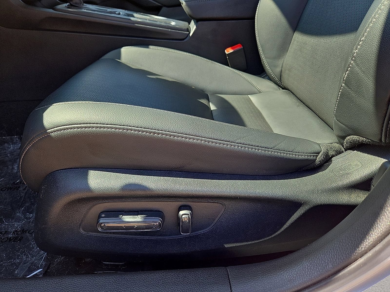 Used 2023 Honda Civic Touring image 24