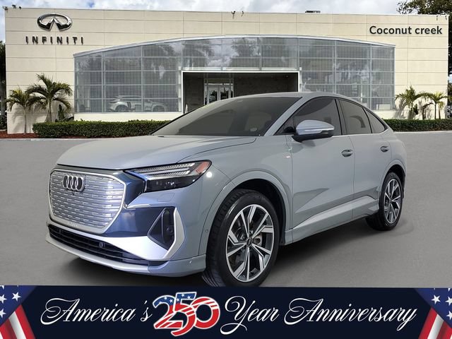 Used 2023 Audi Q4 e-tron Prestige AWD/4WD image 2