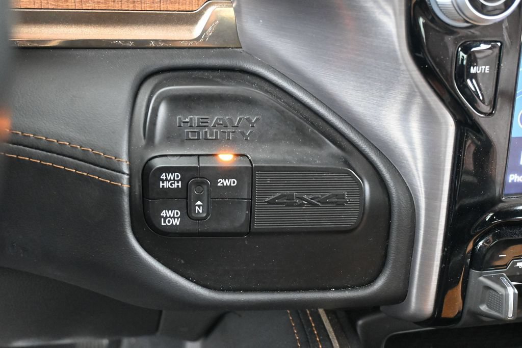 Used 2024 RAM 2500 Limited AWD/4WD image 21