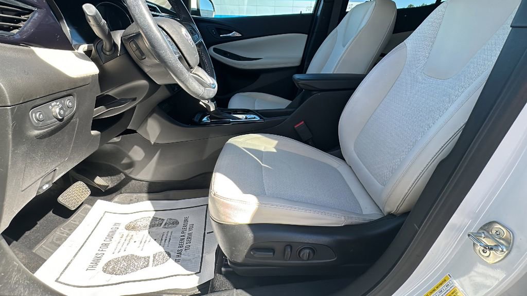 Used 2023 Buick Encore GX Preferred w/ Cold Weather Comfort Package image 23