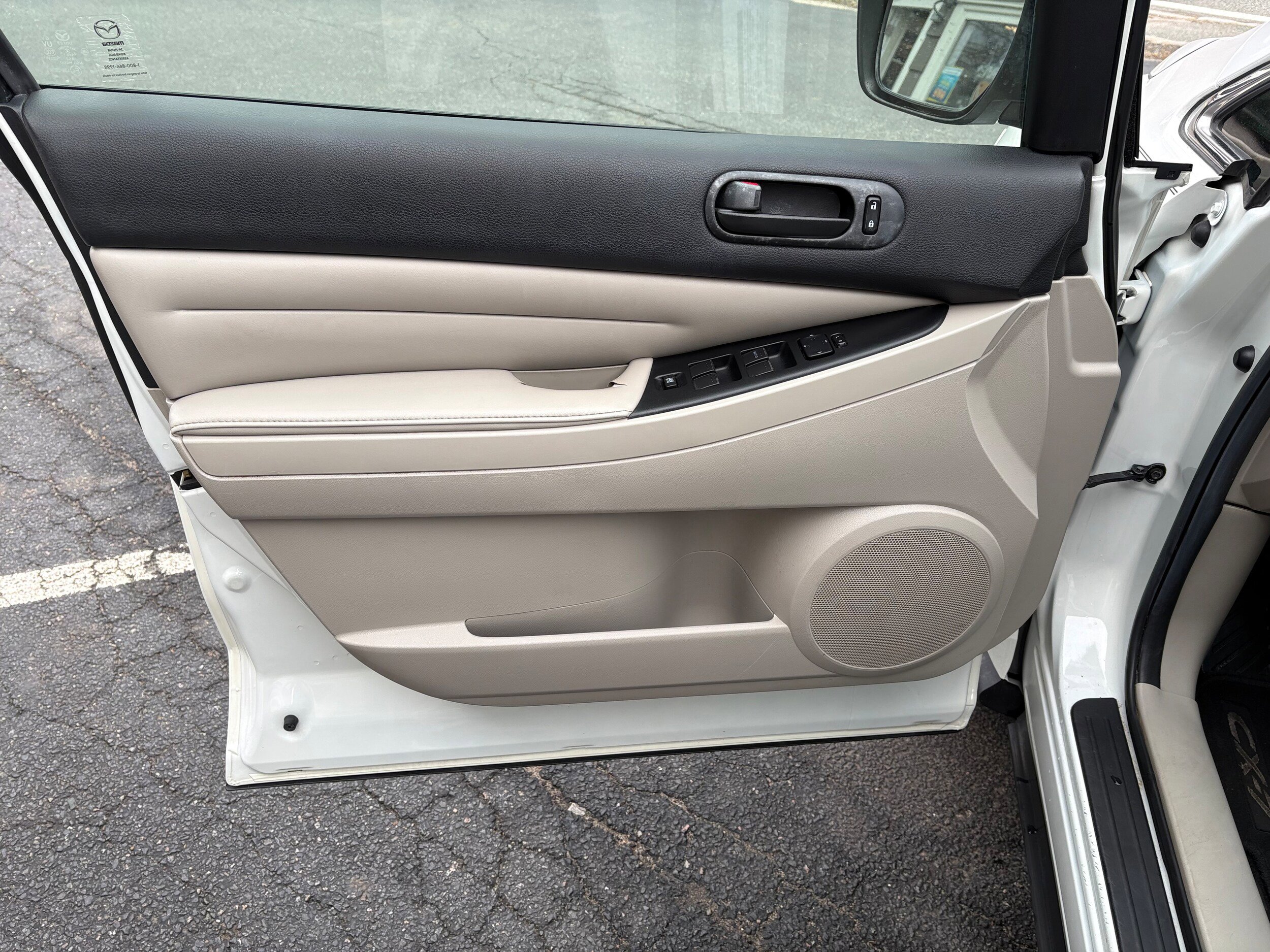 Used 2011 MAZDA CX-7 i Sport w/ Convenience Pkg FWD image 12
