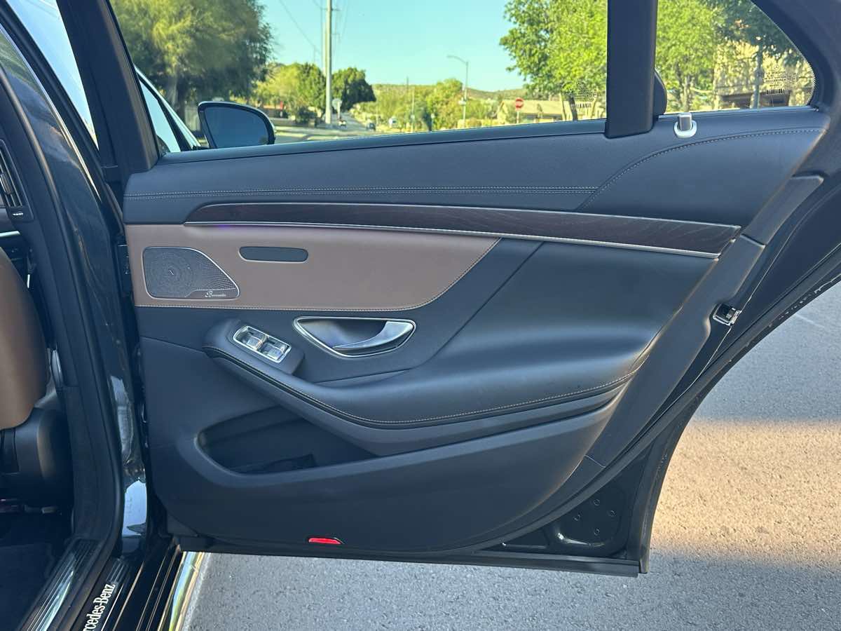 Used 2019 Mercedes-Benz S 560 Sedan image 61