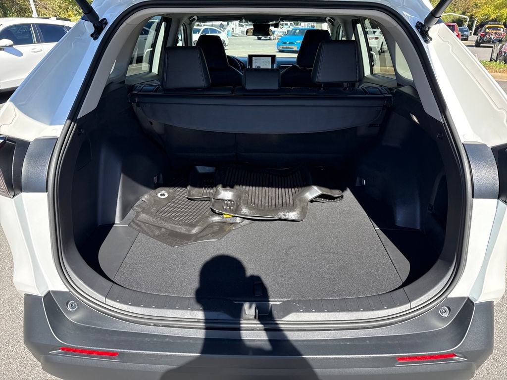 Used 2024 Toyota RAV4 XLE Premium image 24