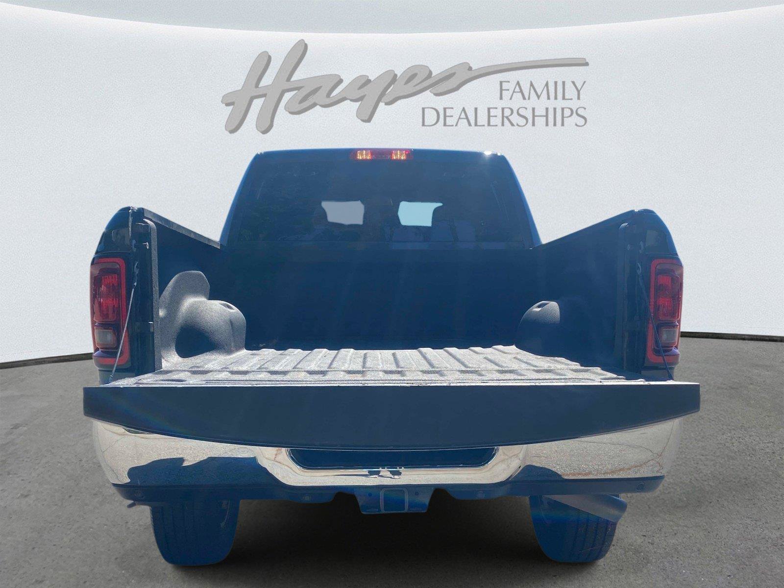 Used 2026 RAM 2500 Big Horn AWD/4WD image 7