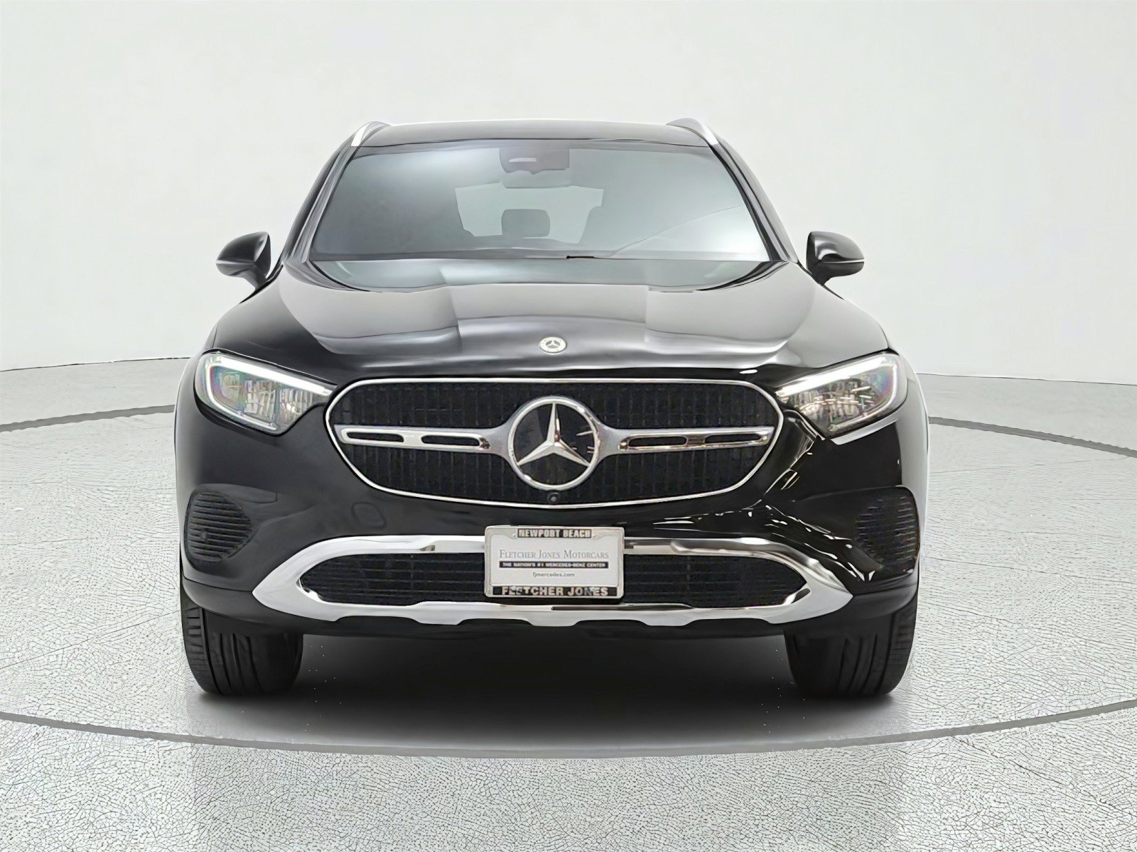Certified 2026 Mercedes-Benz GLC 300 image 2
