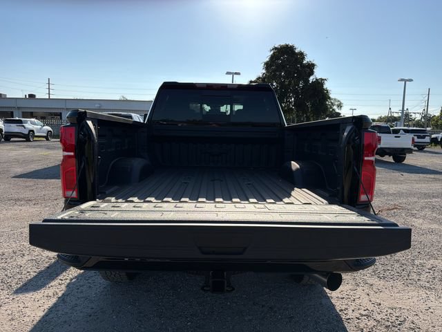 New 2026 Chevrolet Silverado 3500 High Country w/ High Country Premium Package AWD/4WD image 14