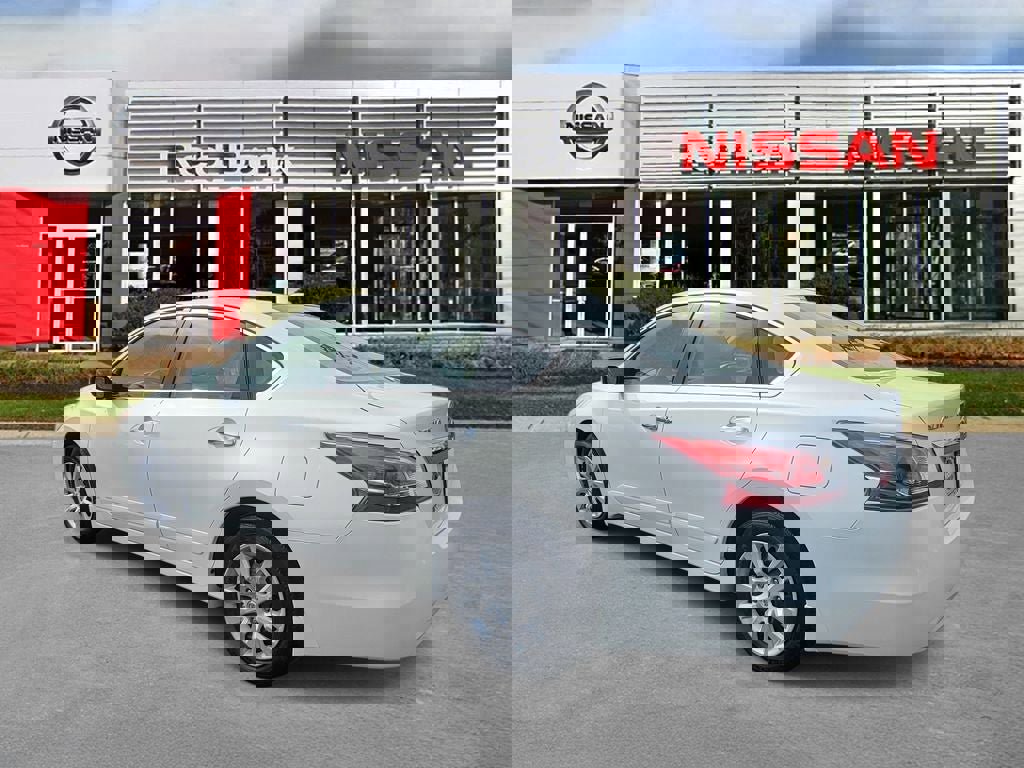 Used 2015 Nissan Altima 2.5 S w/ Power Driver Seat Package image 6