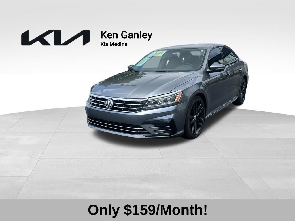 Used 2018 Volkswagen Passat 2.0T R-Line FWD image 1