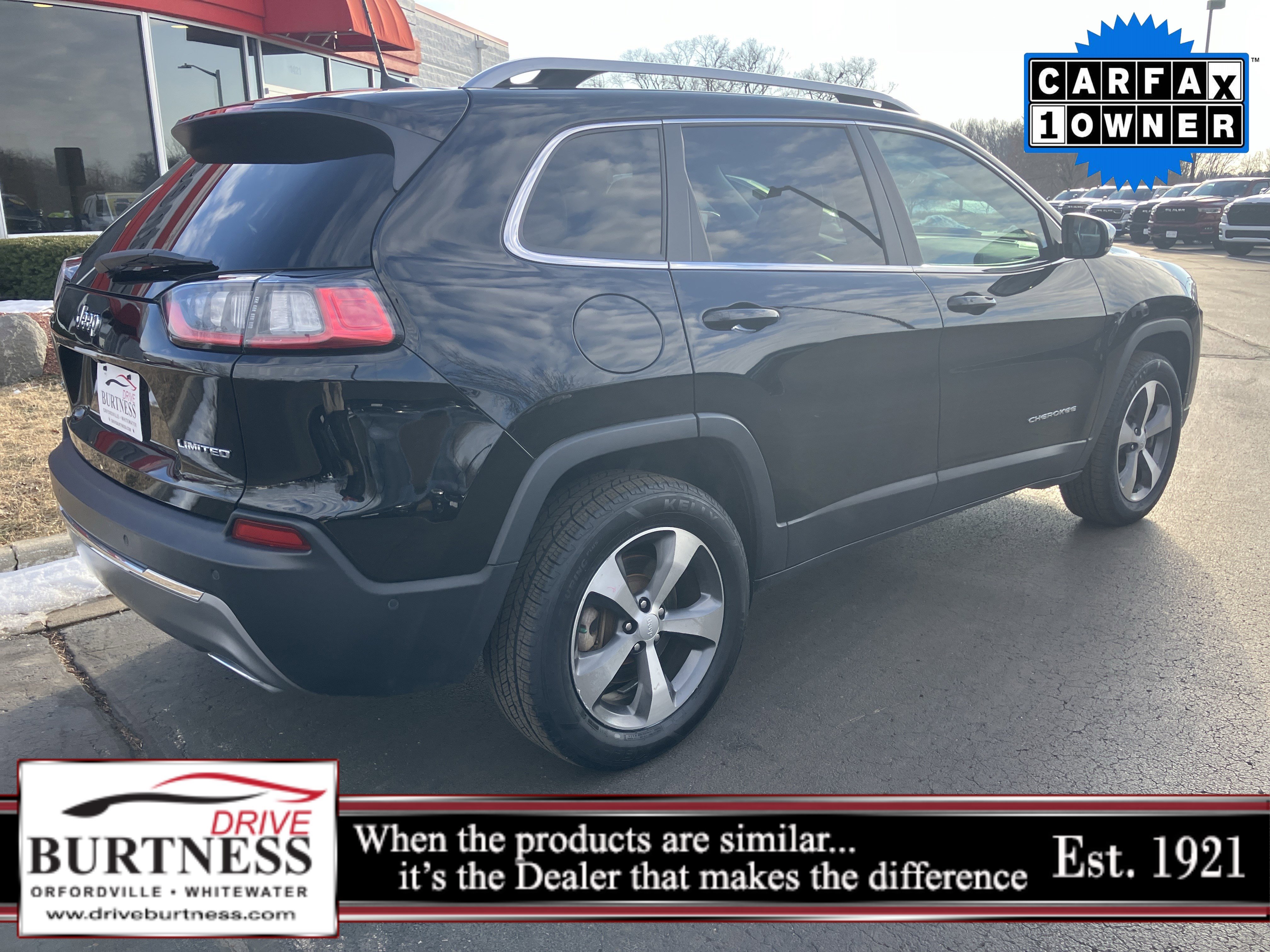 Used 2021 Jeep Cherokee Limited image 22