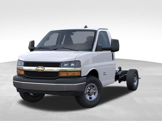 New 2026 Chevrolet Express 3500 w/ Power Convenience Package RWD image 6