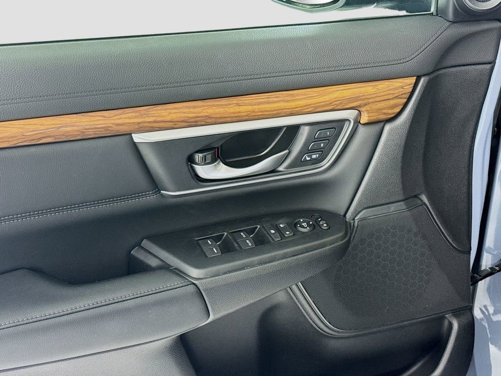 Used 2022 Honda CR-V Touring image 20