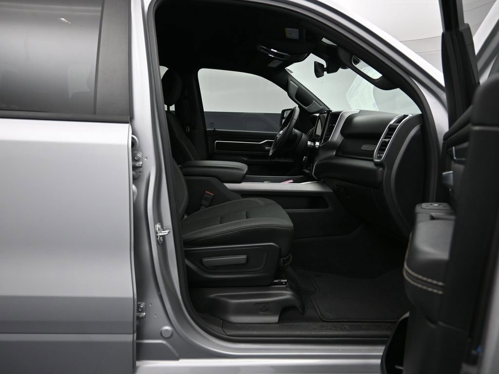 Used 2025 RAM 1500 Big Horn image 26