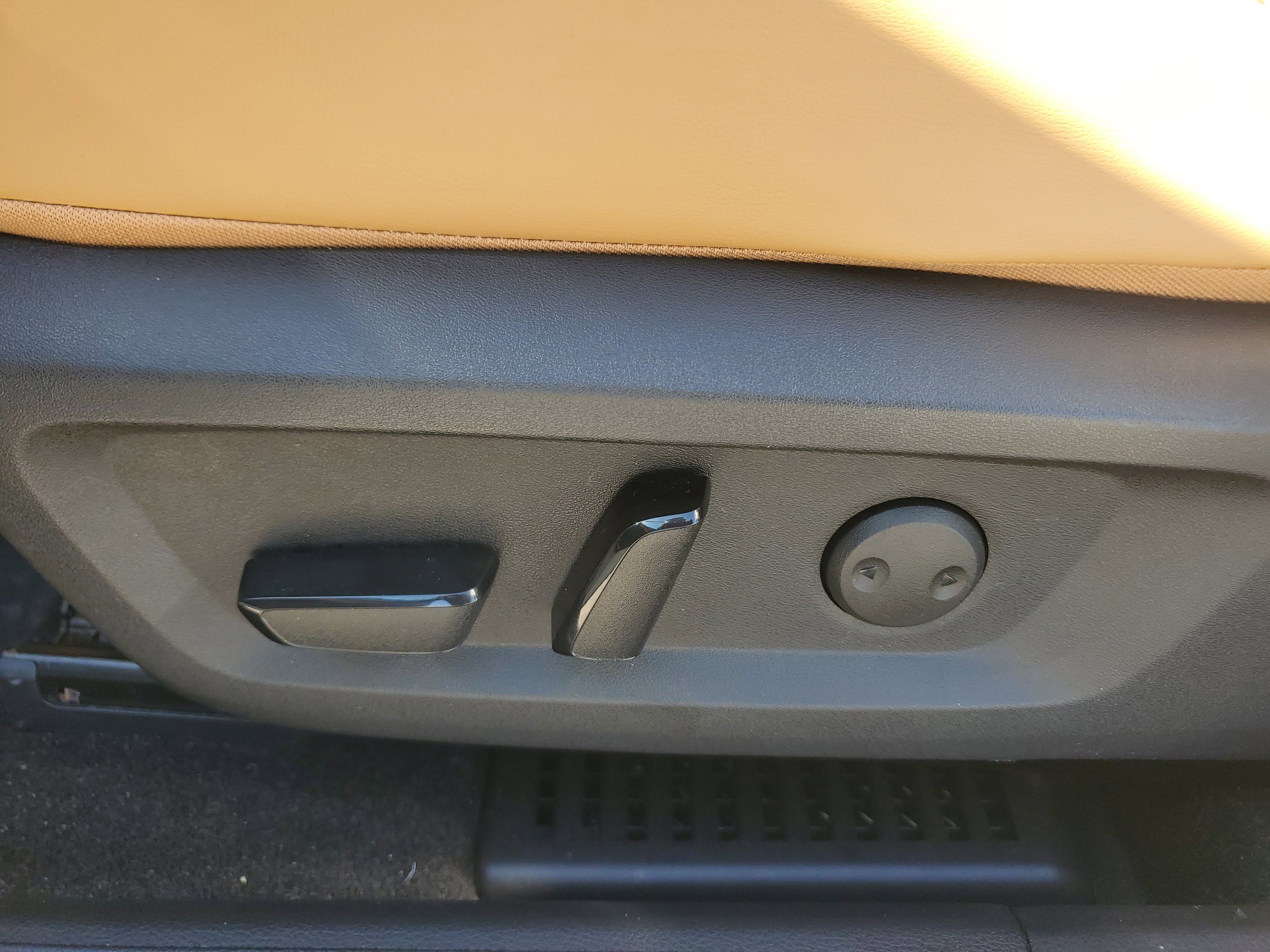 Used 2021 Nissan Rogue Platinum image 9