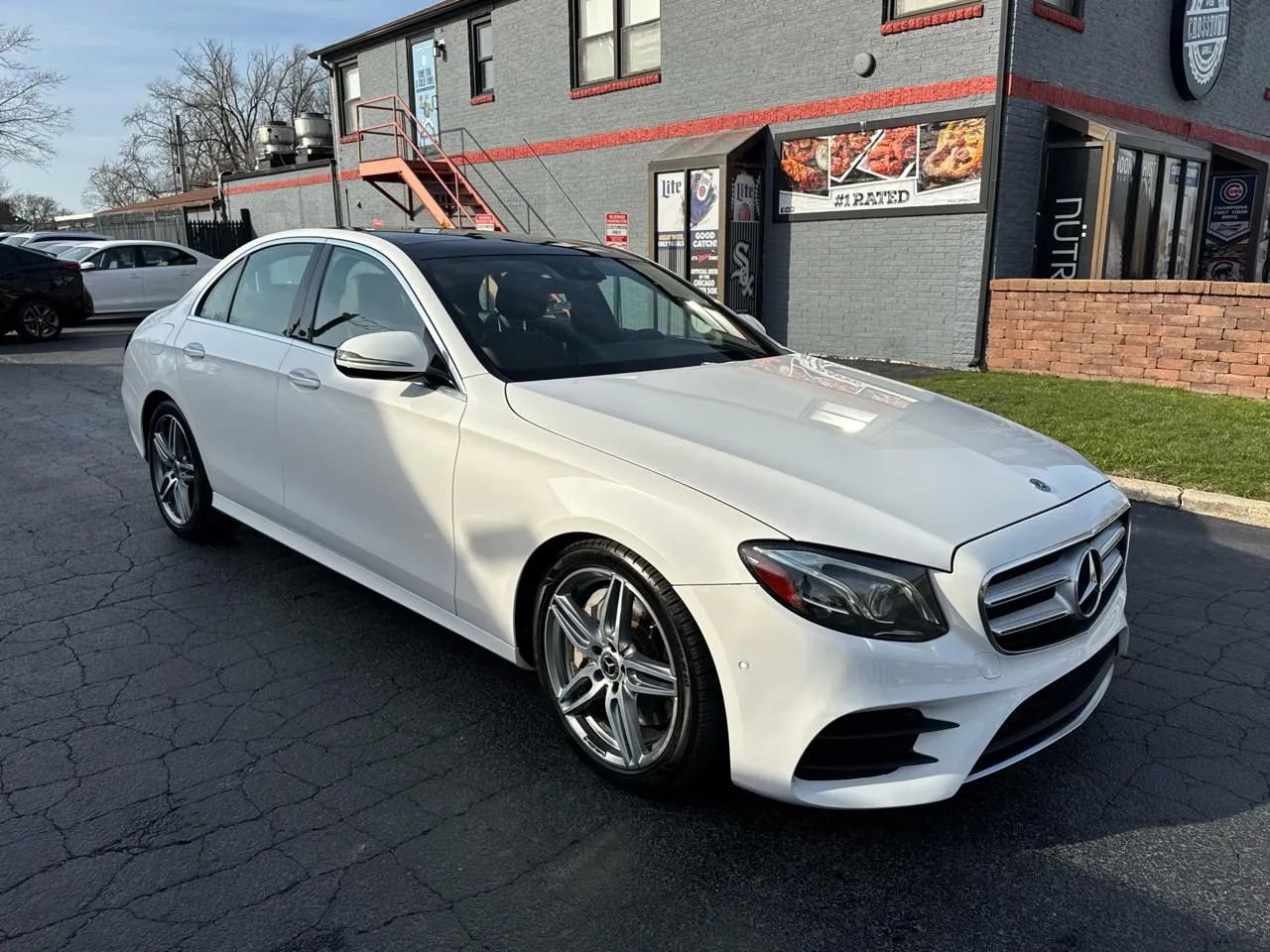 Used 2018 Mercedes-Benz E 300 image 4