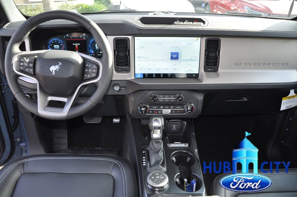 New 2025 Ford Bronco Outer Banks image 12