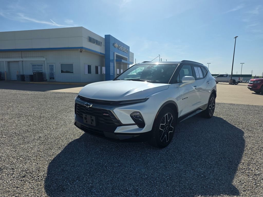 Used 2023 Chevrolet Blazer RS w/ Driver Confidence II Package FWD image 7