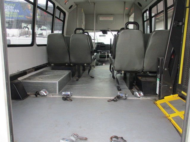 Used 2018 Ford E-450 and Econoline 450 Super Duty w/ Shuttle Bus Prep Package RWD image 9