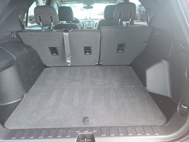 Used 2018 Chevrolet Equinox LT image 10