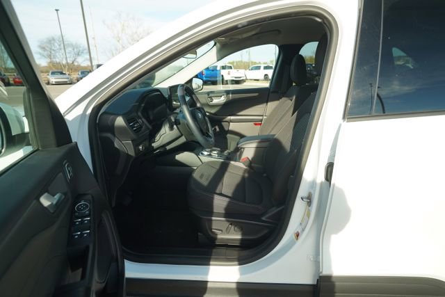 Used 2023 Ford Escape Active image 12