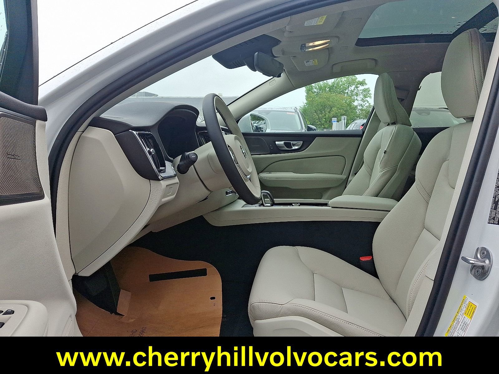 New 2026 Volvo V60 B5 Cross Country Plus w/ Protection Package Premier image 14