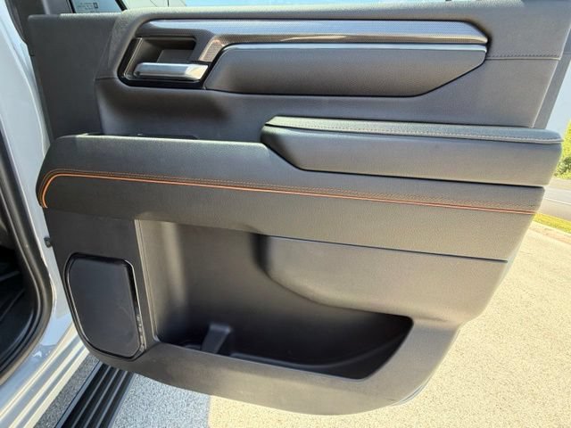 Used 2024 GMC Sierra 3500 AT4 w/ AT4 Premium Plus Package AWD/4WD image 23