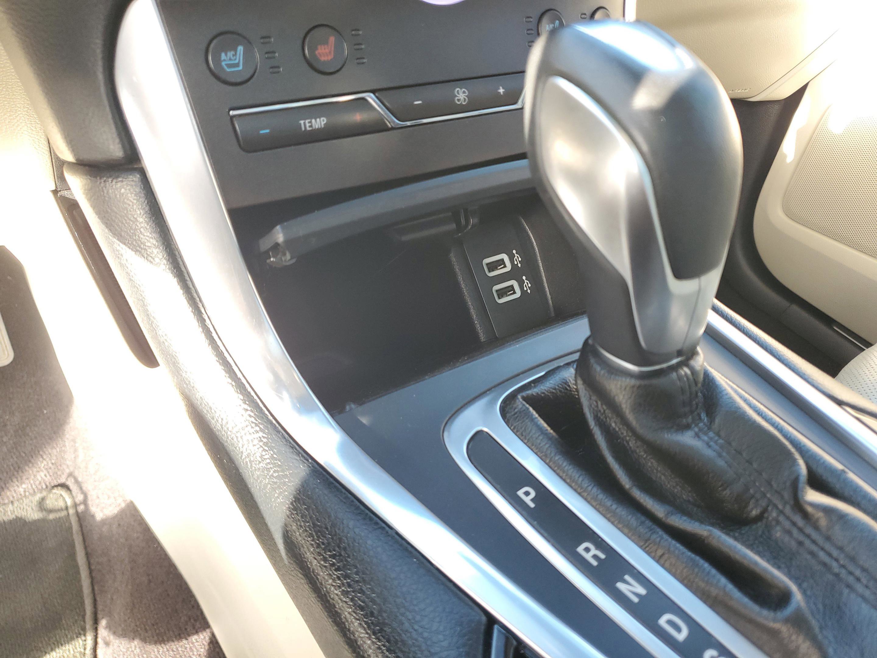 Used 2016 Ford Edge Titanium w/ Equipment Group 302A image 21