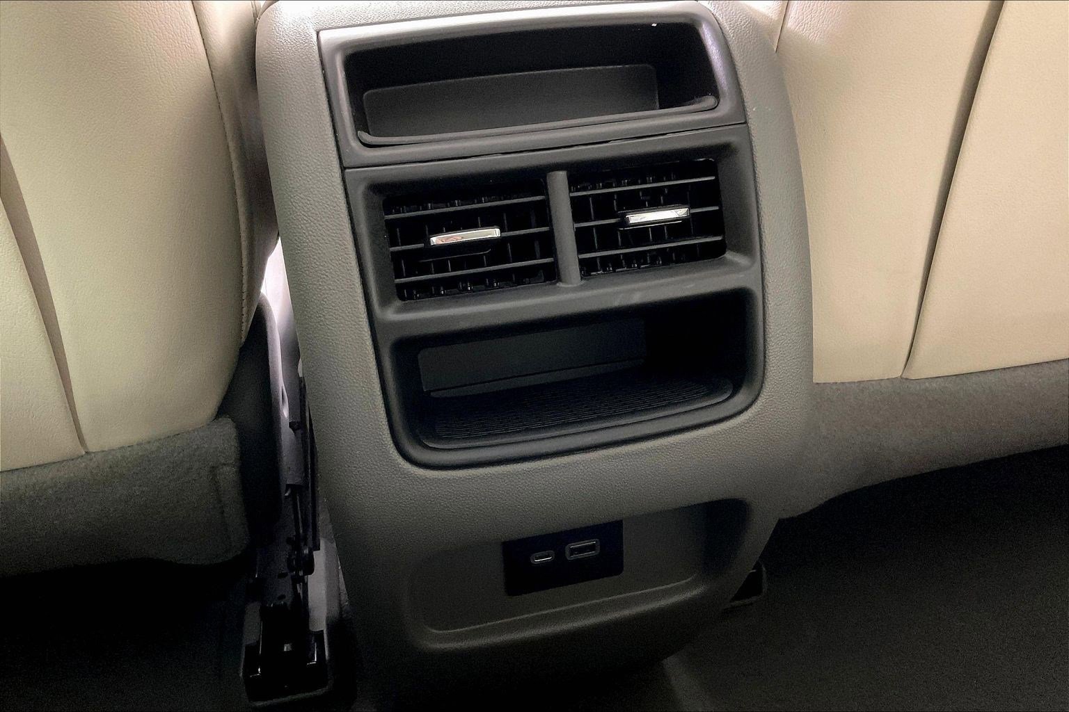 Certified 2023 Cadillac XT5 Premium Luxury AWD/4WD image 10