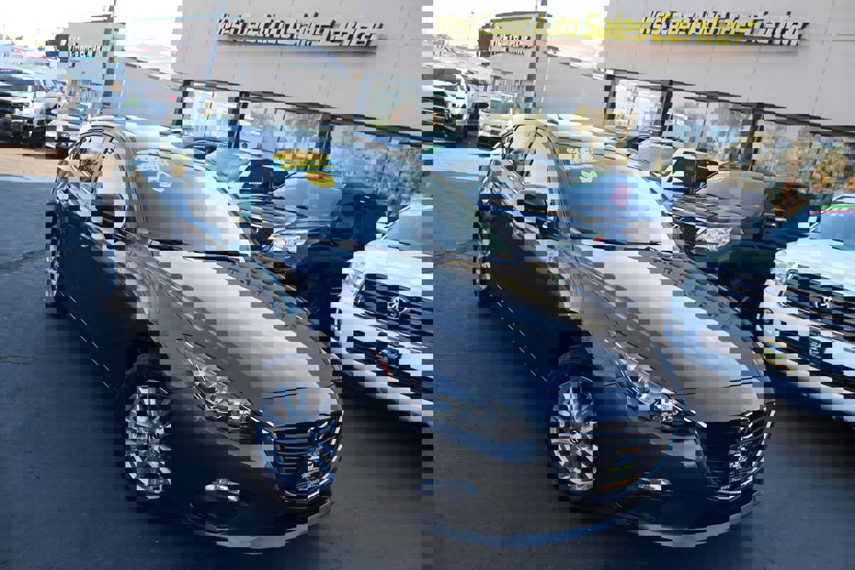 Used 2014 MAZDA MAZDA3 i Grand Touring image 33