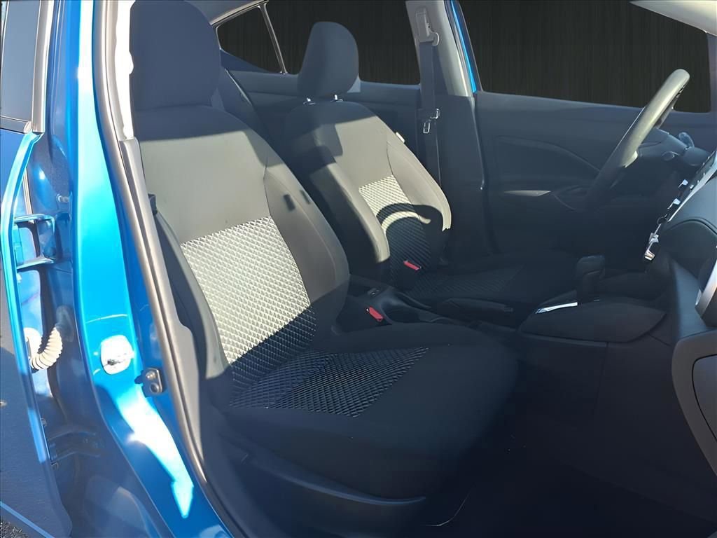 Used 2022 Nissan Versa S image 14