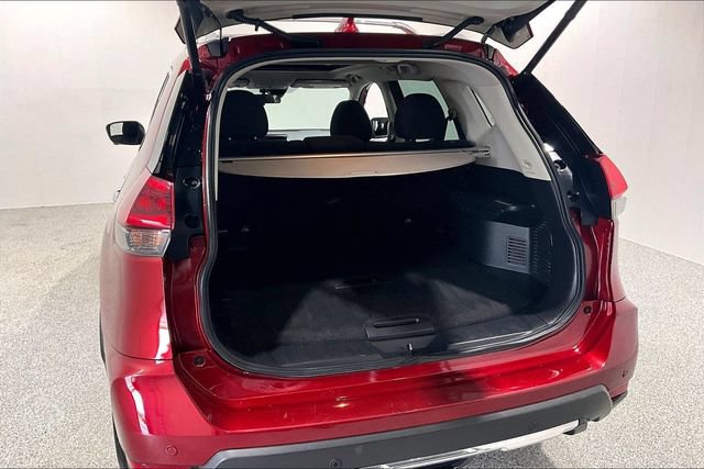 Used 2019 Nissan Rogue SV AWD/4WD image 45
