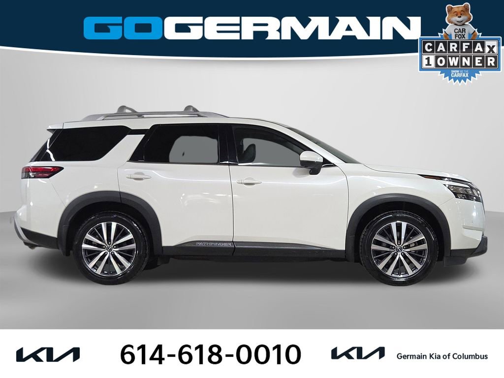 Used 2022 Nissan Pathfinder Platinum w/ Cargo Package image 8